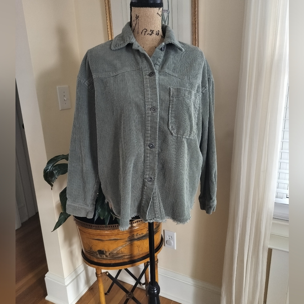 Zara Shacket Corduroy Olive Green Collared Oversized Button Up Raw Hem Women's